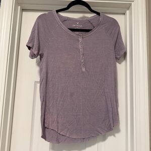 American Eagle Outfitters Lavender Short Sleeve Tee